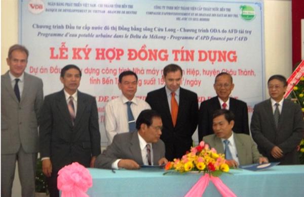 Tin từ hội viên: Lễ ký hợp đồng tín dụng dự án Nhà máy nước An Hiệp tại huyện Châu Thành – tỉnh Bến Tre